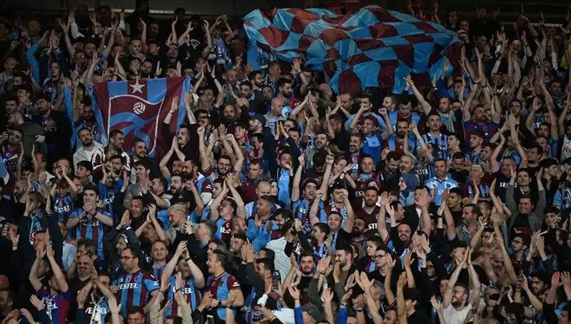 Trabzonspor-Galatasaray Maçı Biletleri Kapış Kapış! Hızla Tükeniyor