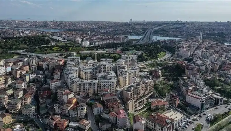 İstanbul’un Kentsel Dönüşüm Projeleri: Geleceğin Şehri mi, Bir Çıkmaz mı?**