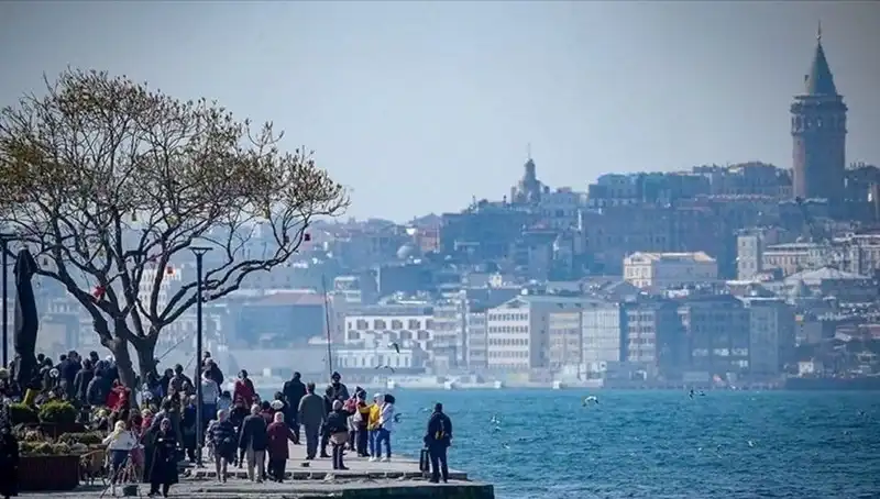 İstanbul’a Bahar Geliyor: Hafta Sonu Hava Durumu Göz Kamaştıracak!