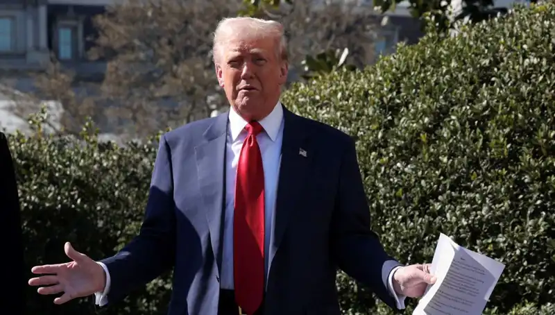 Trump’tan 43 Ülkeye Seyahat Yasağı Kararı: Hangi Ülkeler Listede?