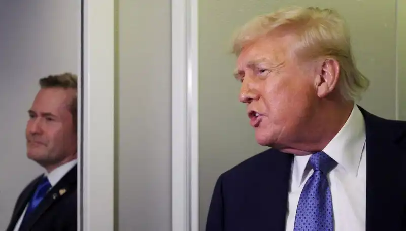 Trump’ın Sızdırma Skandalında Mike Waltz Görevden Alındı: Derin Detaylar