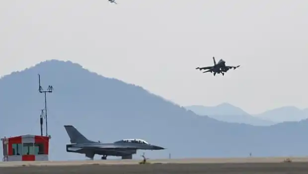 Güney Kore'de Askeri Tatbikat Kazası: Savaş Uçağı Yanlışlıkla Köyü Bombaladı