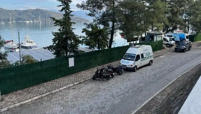 Fethiye'de Düzensiz Göçmen Taşıyan Bot Kazası: 10 Kişi Kurtarıldı