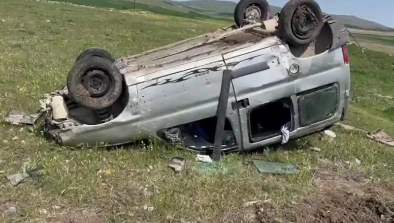 Konya'da Korkunç Kaza: Takla Atan Araçta İki Kişi Yaralandı!