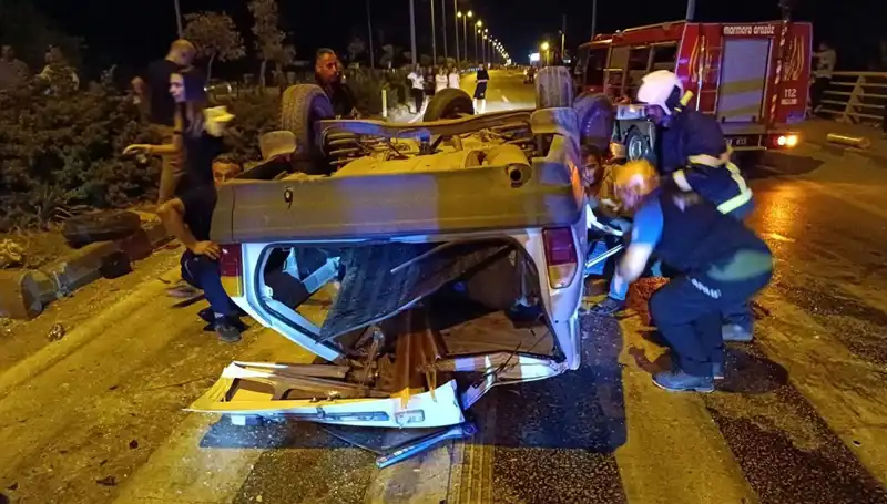 Kavşakta Feci Kaza: 7 Yaralı, 2'si Ağır Hastaneye Kaldırıldı
