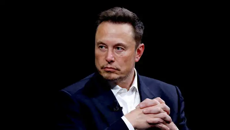 Elon Musk'tan Çarpıcı Açıklama: Robotlar Cerrahların Yerini Alacak mı?