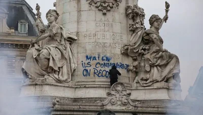 Paris Belediyesi, Grafiticilere Karşı Savaş Açtı: Yeni Yasaklar ve Ceza Uygulamaları