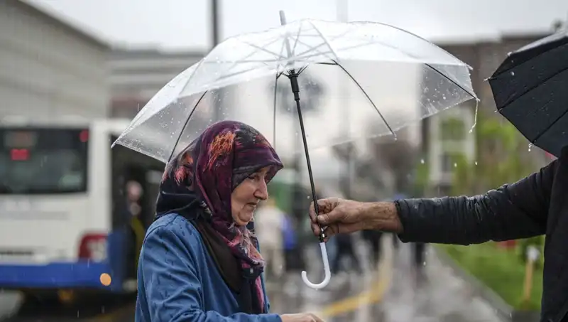 Tüm Yurtta Gök Gürültülü Sağanak Yağış Bekleniyor: Hava Durumu Raporu