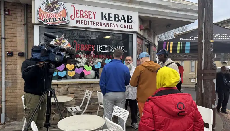 Türk Ailenin Yeşil Kart Hayali Sona Erdi: Gözaltına Alındılar!