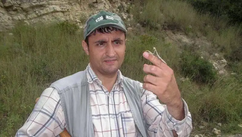 Biyolog, Yeni Bulduğu Böceğe Eşinin Adını Vererek Tepki Topladı