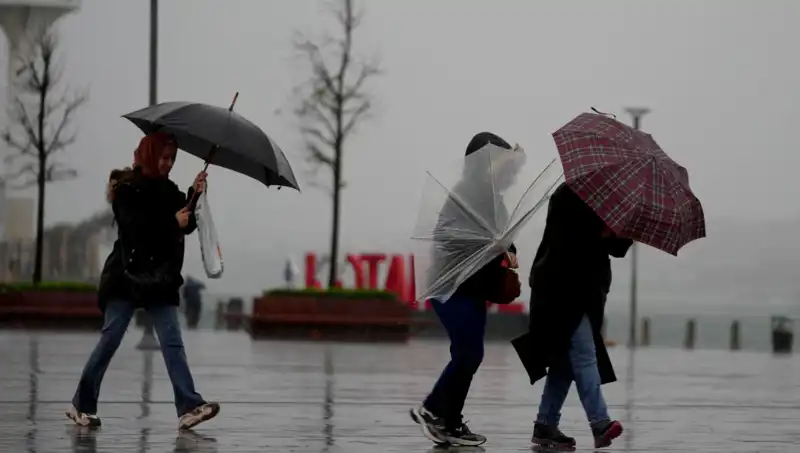 İstanbullular için Dikkat: Kuvvetli Sağanak Yağış Yolda!