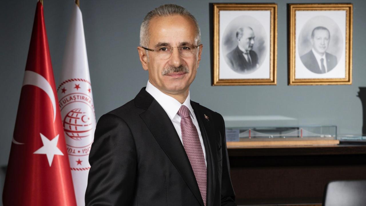 Bakan Uraloğlu: Aileler için seyahat indirimleri üzerinde çalışıyoruz