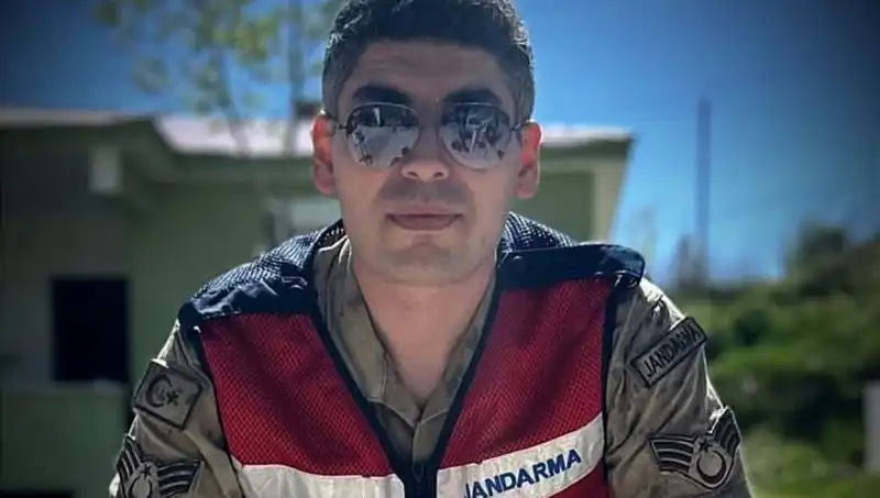 Kadir Astsubayın Halı Saha Maçında Yaşanan Trajedi: Hayatını Kaybetti
