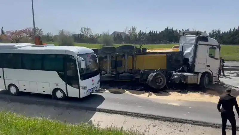 Büyükçekmece TEM Otoyolu'nda Kaza: 3 Saatlik Kapanma ve Kilometrelerce Kuyruk!