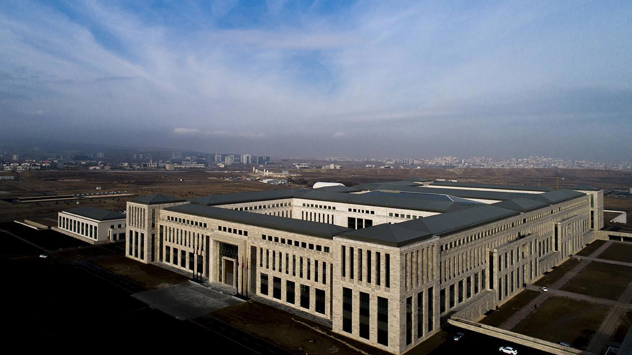 MİT Gençlerin Kariyer Fırsatlarına Odaklanıyor