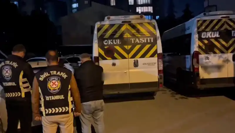 Görüntülerle Olay Yaratan İki Servis Sürücüsü Hızla Yakalandı