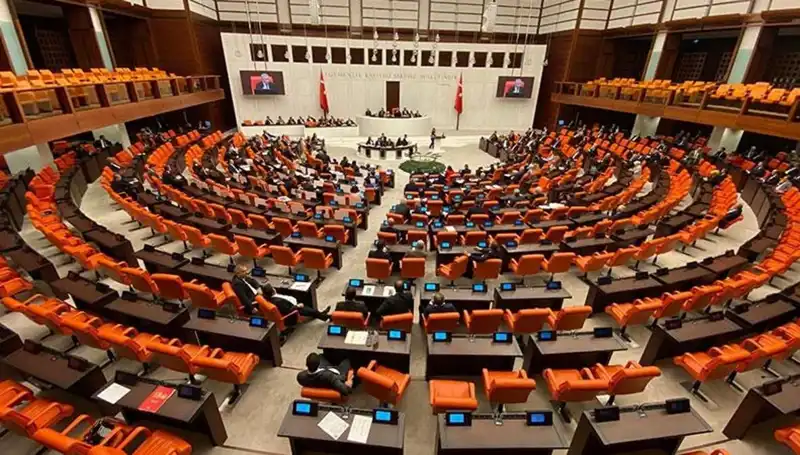 Emekli İkramiyeleri Artıyor: TBMM'de İlk Adım Atıldı!