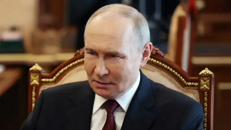 Putin ve İran Yeni Stratejik Ortaklıkta Birleşti: Anlaşmanın Ayrıntıları