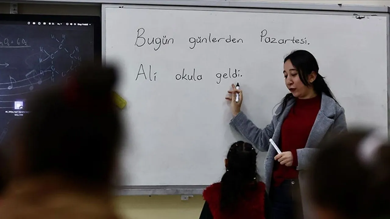 4+4+4 Eğitim Sisteminde Değişiklik Mi Geliyor? Son 4 Yıllık Kısım Gündemde