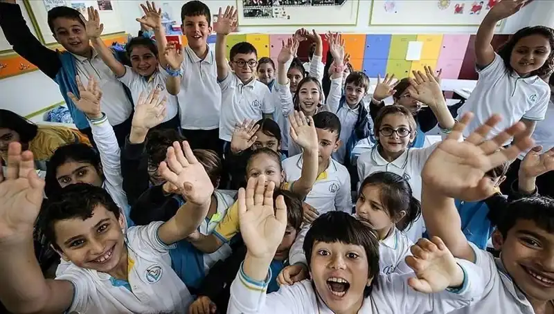 9 Günlük Bayram Tatili Sonrası Okullar Yeniden Açılıyor!