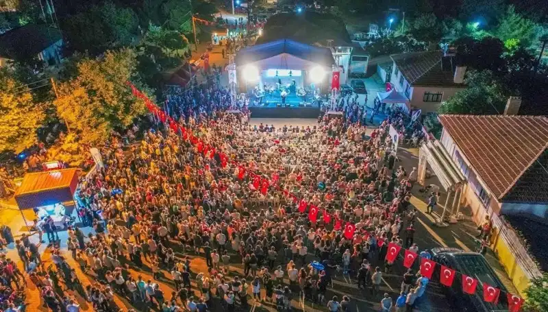 Leylek Şenliği: Geleneksel Kutlama, Tarih ve Etkinlikler Hakkında Her Şey