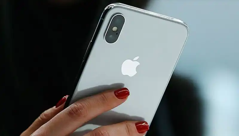 iPhone Kullanıcıları İçin Tehlike Çanları: Banka Bilgileri Çalınabilir!