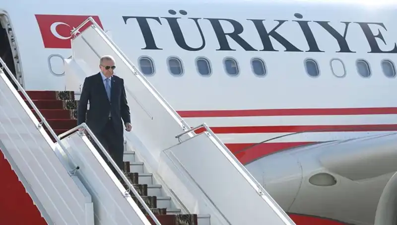 Cumhurbaşkanı Erdoğan'ın İtalya Ziyareti: Önemli Gelişmeler ve Dönüş Yolu