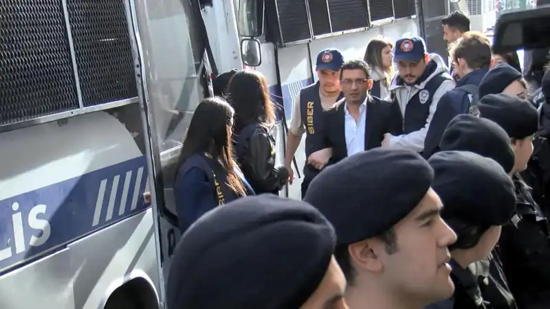 Flash Haber TV'ye El Konuldu: Payfix Operasyonunda 29 Şüpheli Adliyeye Sevk Edildi