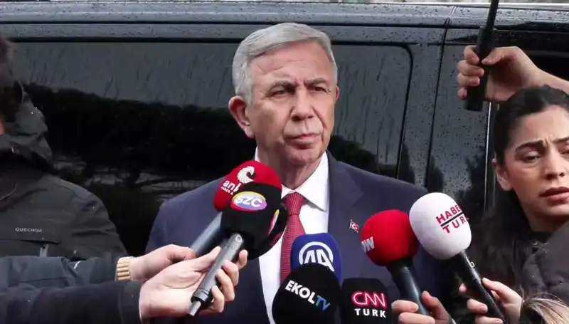 Mansur Yavaş’tan Dilek İmamoğlu Ziyareti: "Hukuk Bizim Tek Limanımız"