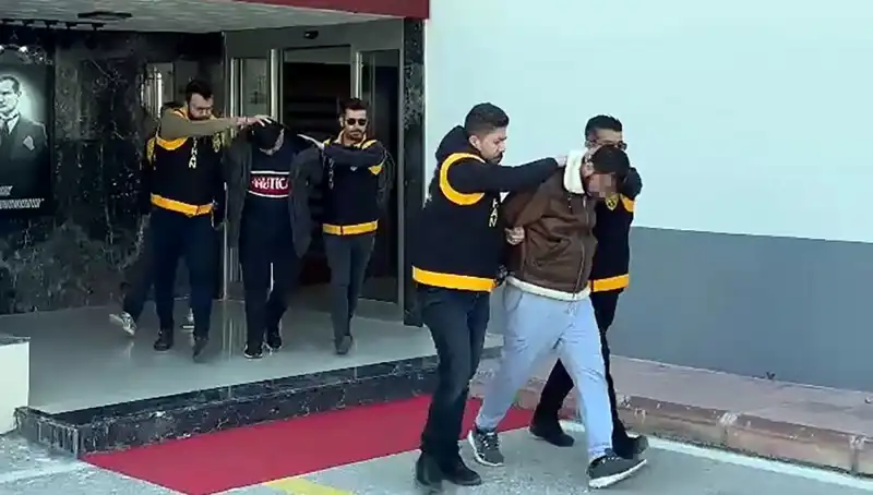 Silahlı Soygun Girişimi: İki Şüpheli Tutuklandı, 2 Milyon Lira İstendi