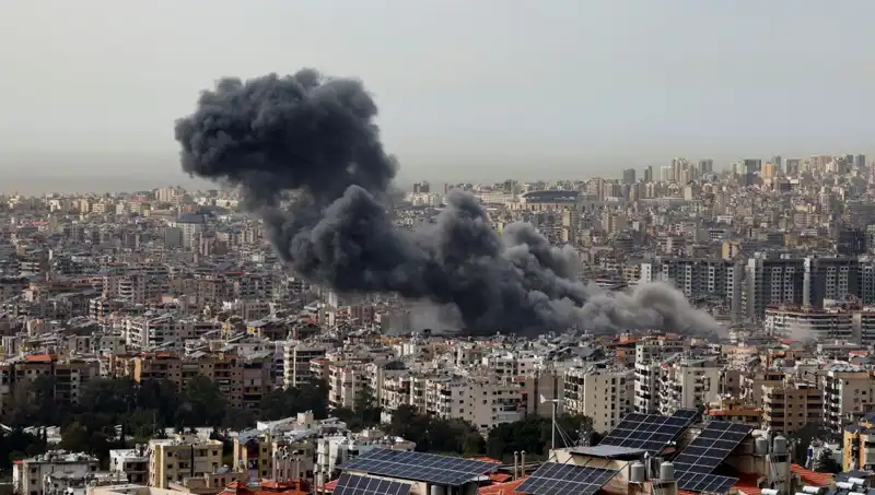 İsrail Ordusu, Beyrut'un Güneyinde Şiddetli Bombardıman Gerçekleştirdi!