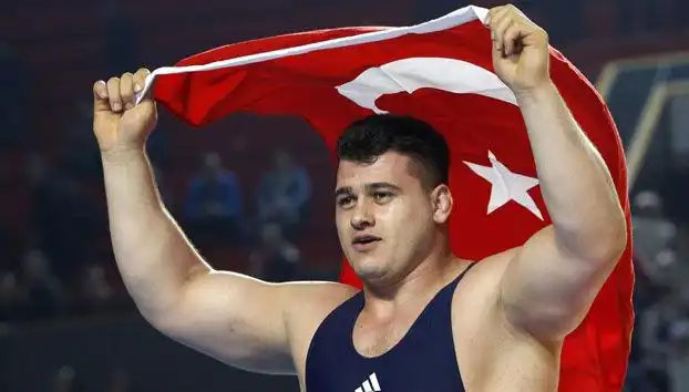 Milli Güreşçi Rıza Kayaalp'e Şok Taraftan 4 Yıl Men Cezası Verildi